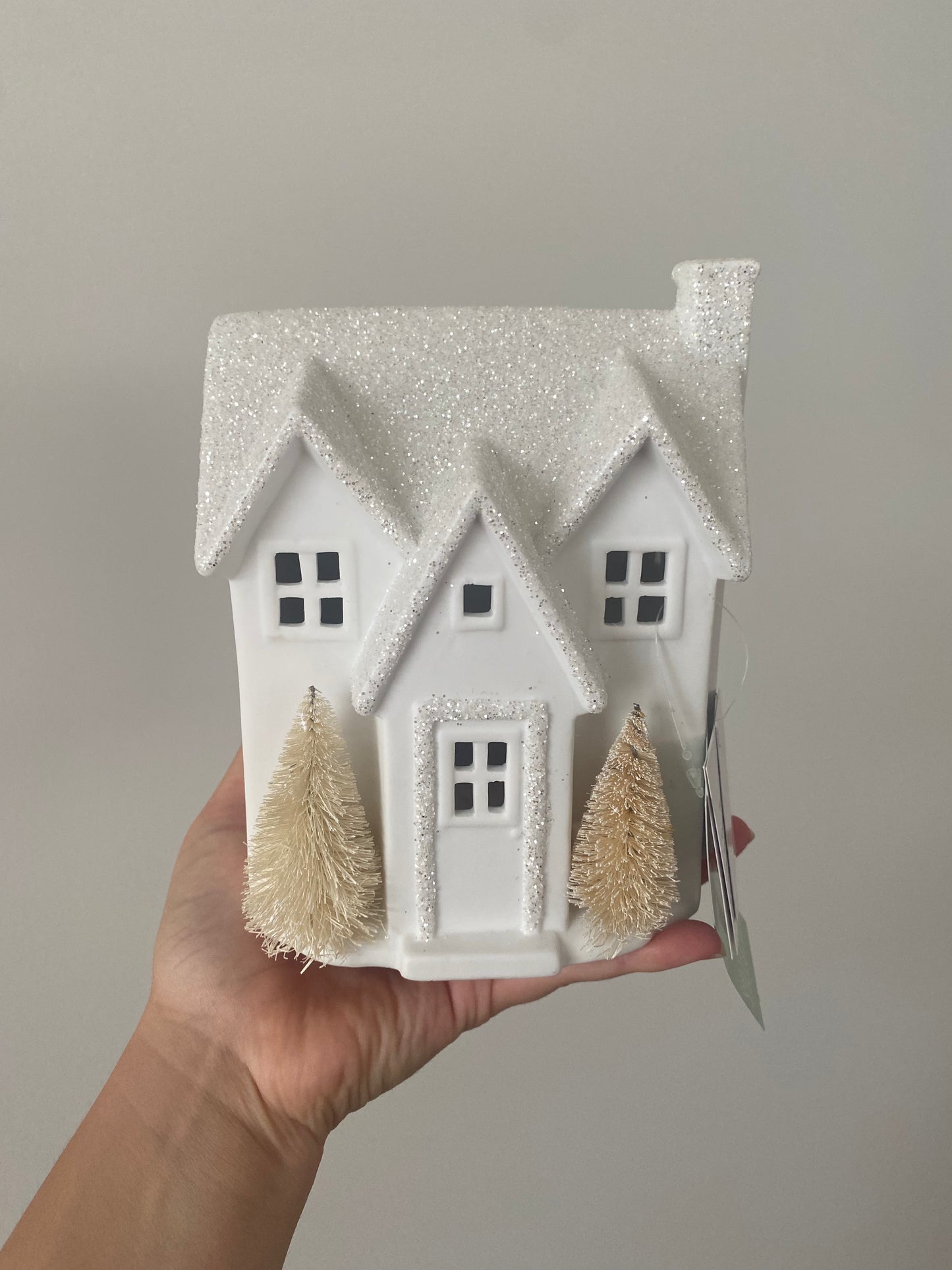 White Christmas LED House