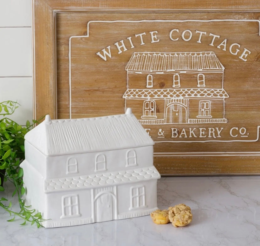 Mrs Claus’ Cottage house cookie jar