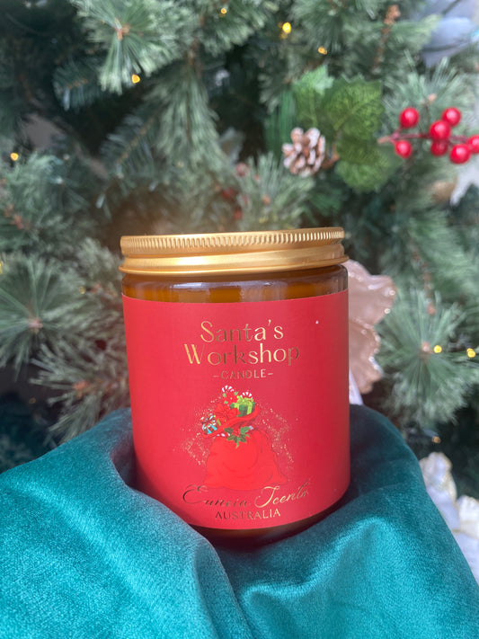 Santa’s Workshop Candle 🧸