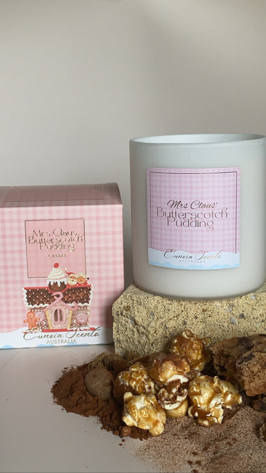 Mrs Claus’ Butterscotch Pudding candle