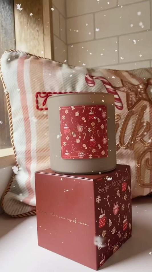 Santa’s Gingerbread Candle